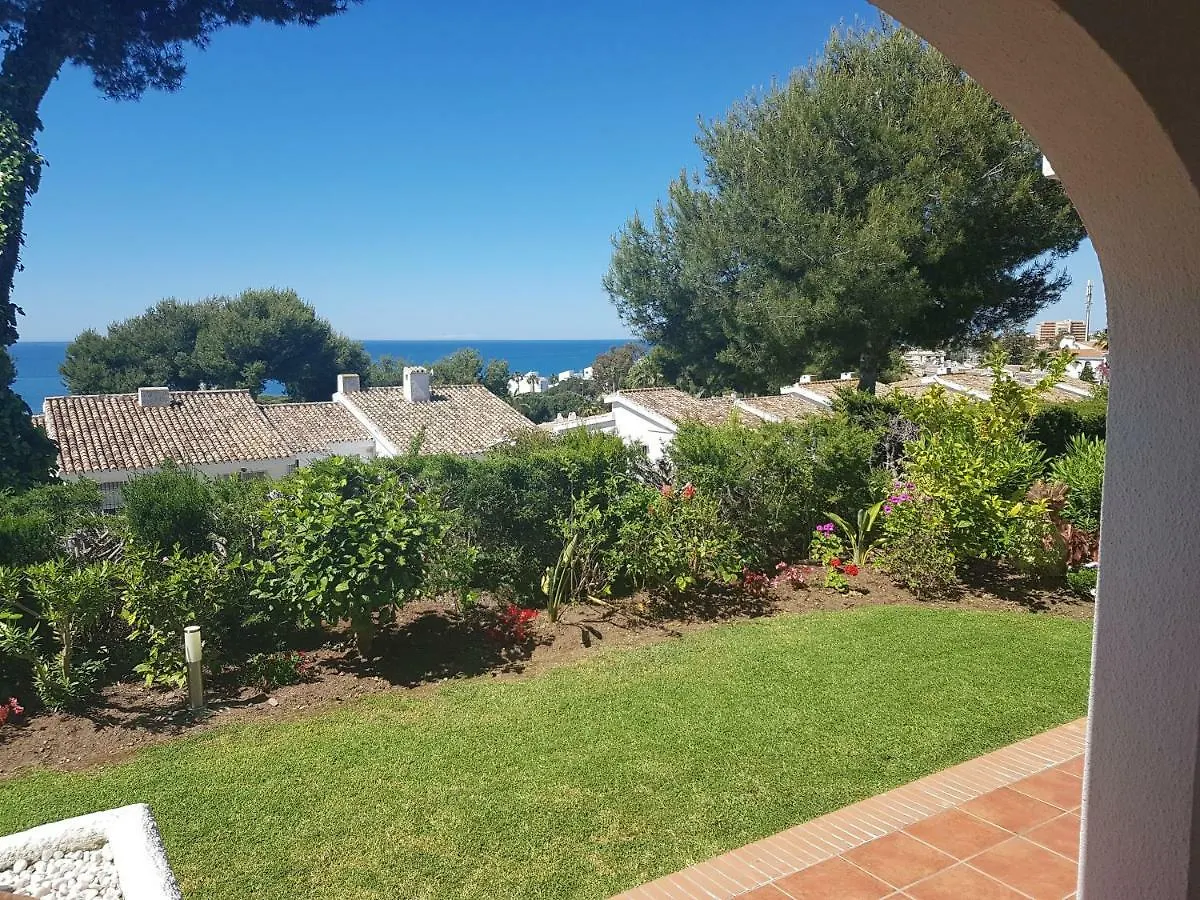 Miraflores Spacious Garden House Mijas Near Beach Ir33 Sitio de Calahonda 0*,  Spain