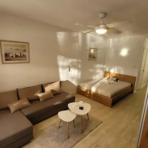 Calypso 5 Apartamento